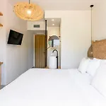 Allure Retreat *