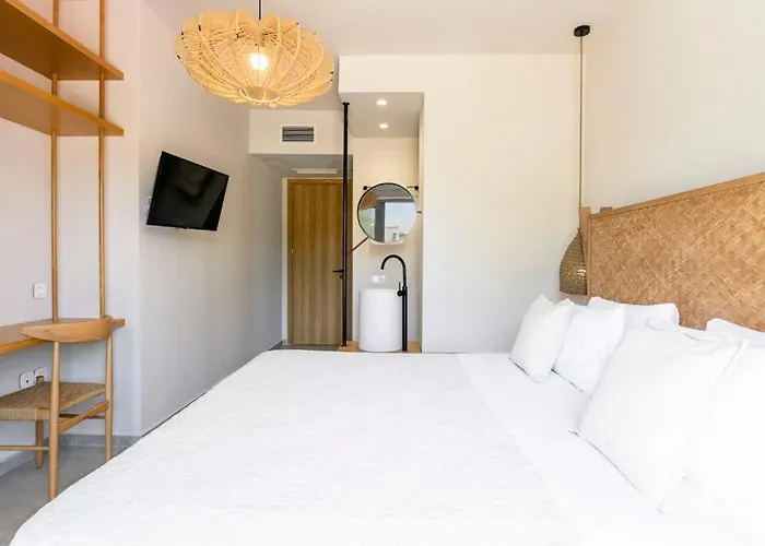 Allure Retreat *